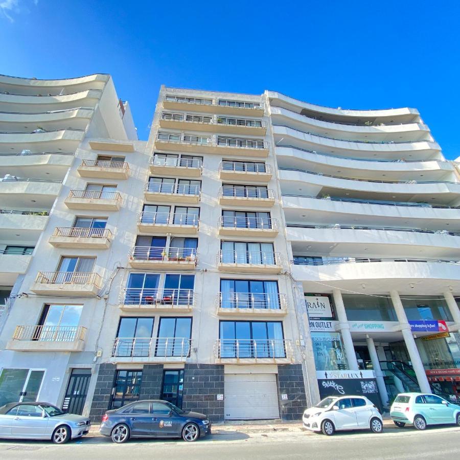 F1 2 St Julians, Private Room, Bathroom & Living Shared Saint Julian's Ngoại thất bức ảnh